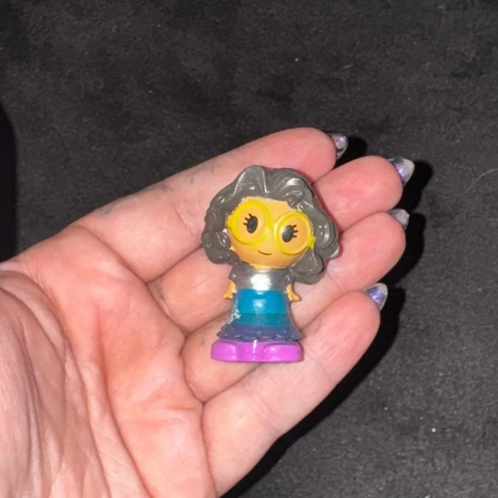 Disney 100 Encanto Maribel Squishy Pencil Topper